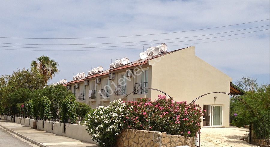 Komplettes Gebäude Kaufen in Bellapais, Kyrenia