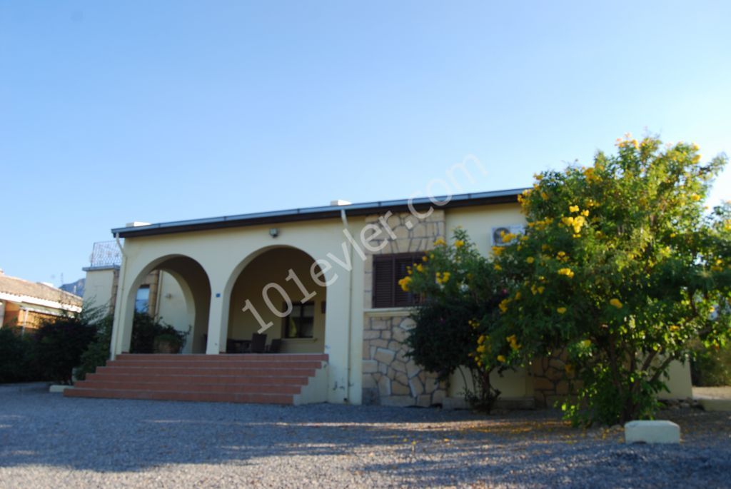 Villa For Sale in Alsancak, Kyrenia