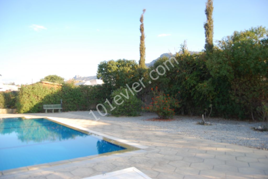 Villa For Sale in Alsancak, Kyrenia