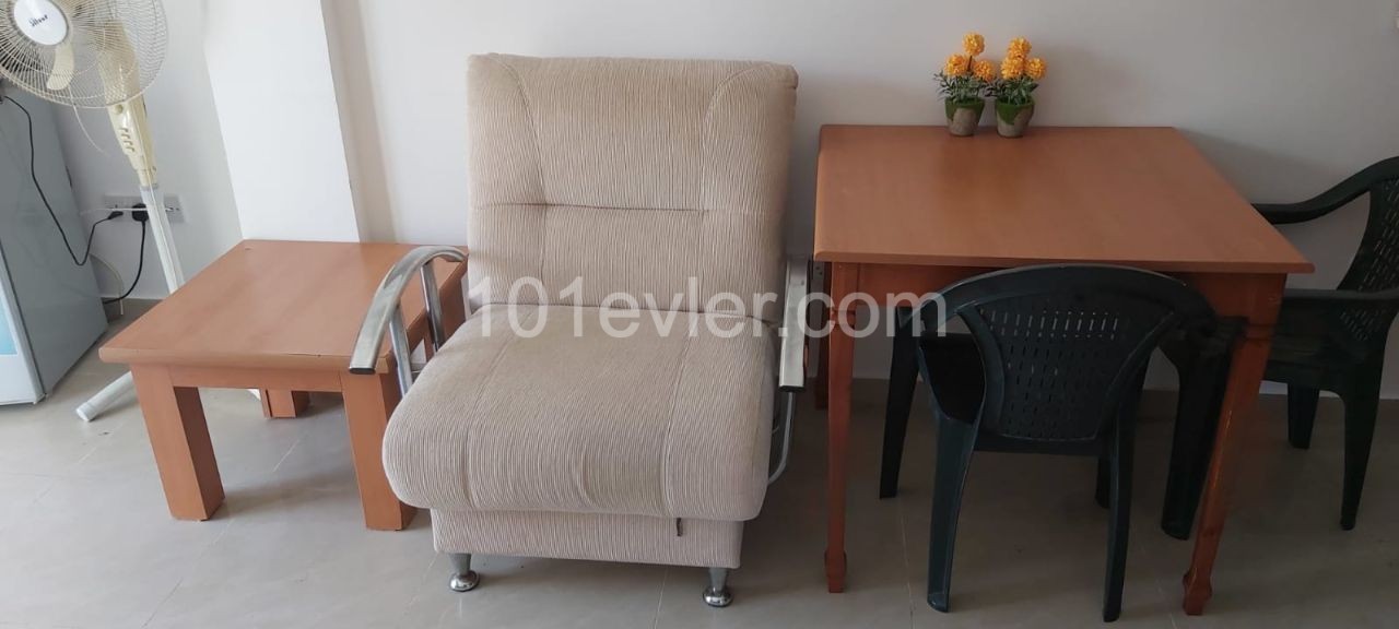 Girne merkezde 2+1  kiralık daire 