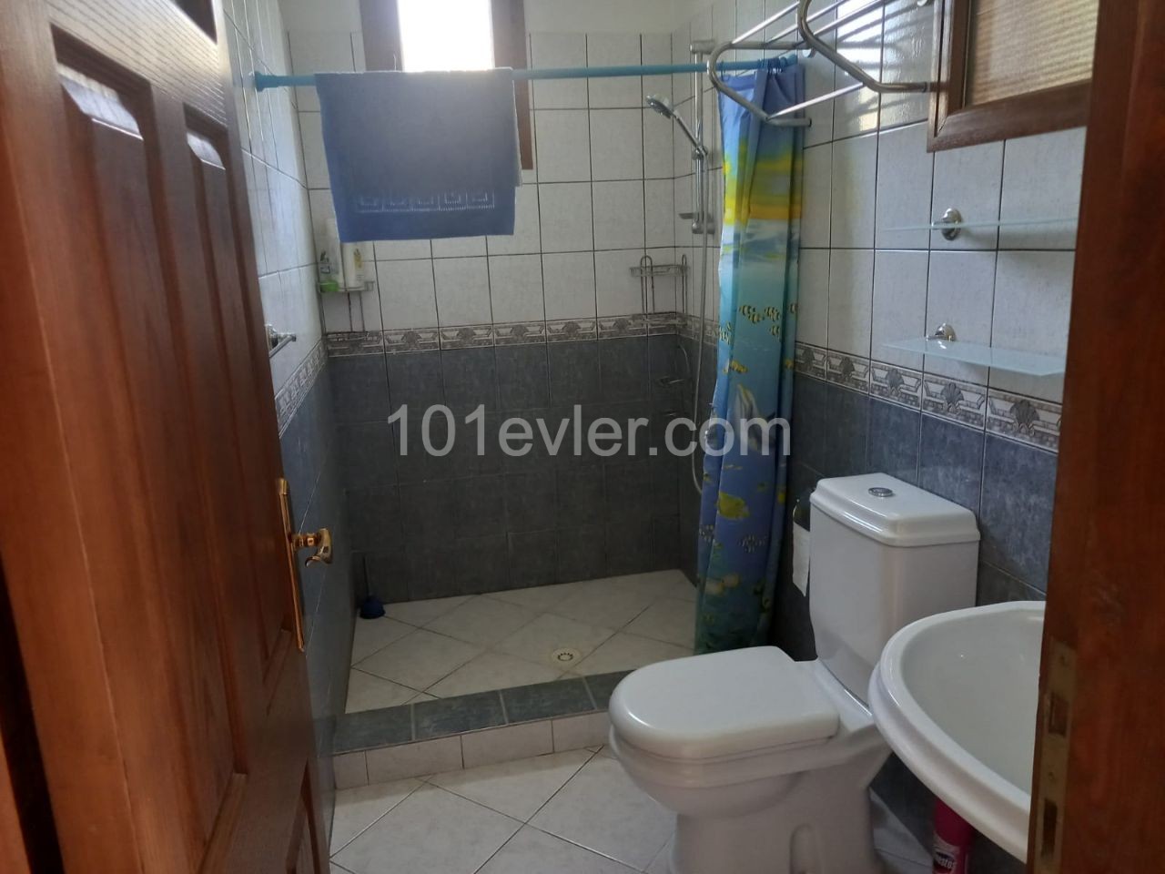 Alsancakta 3+1 Dağ ve Deniz Manzaralı Özel Havuzlu Sessiz Sakin Bölgede Kiralık Villa