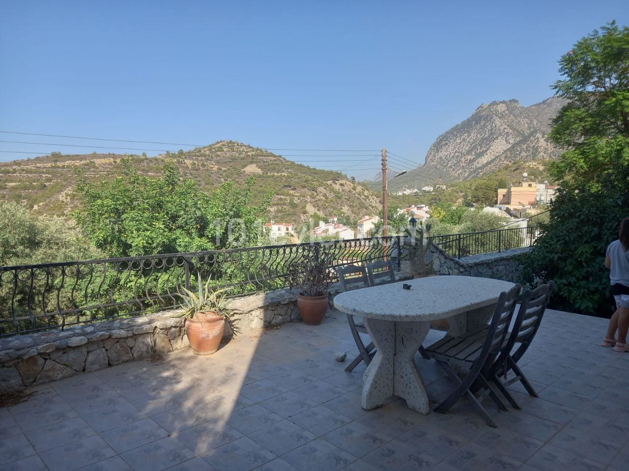 Alsancakta 3 + 1 Villa zu vermieten in einer ruhigen ruhigen Gegend mit privatem Pool mit Blick auf die Berge und das Meer ** 