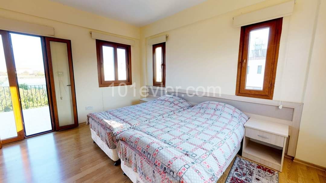 GİRNE ALSANCAK TA FUL EŞYALI VE HAVUZLU KİRALIK 3+1 DAİRE 