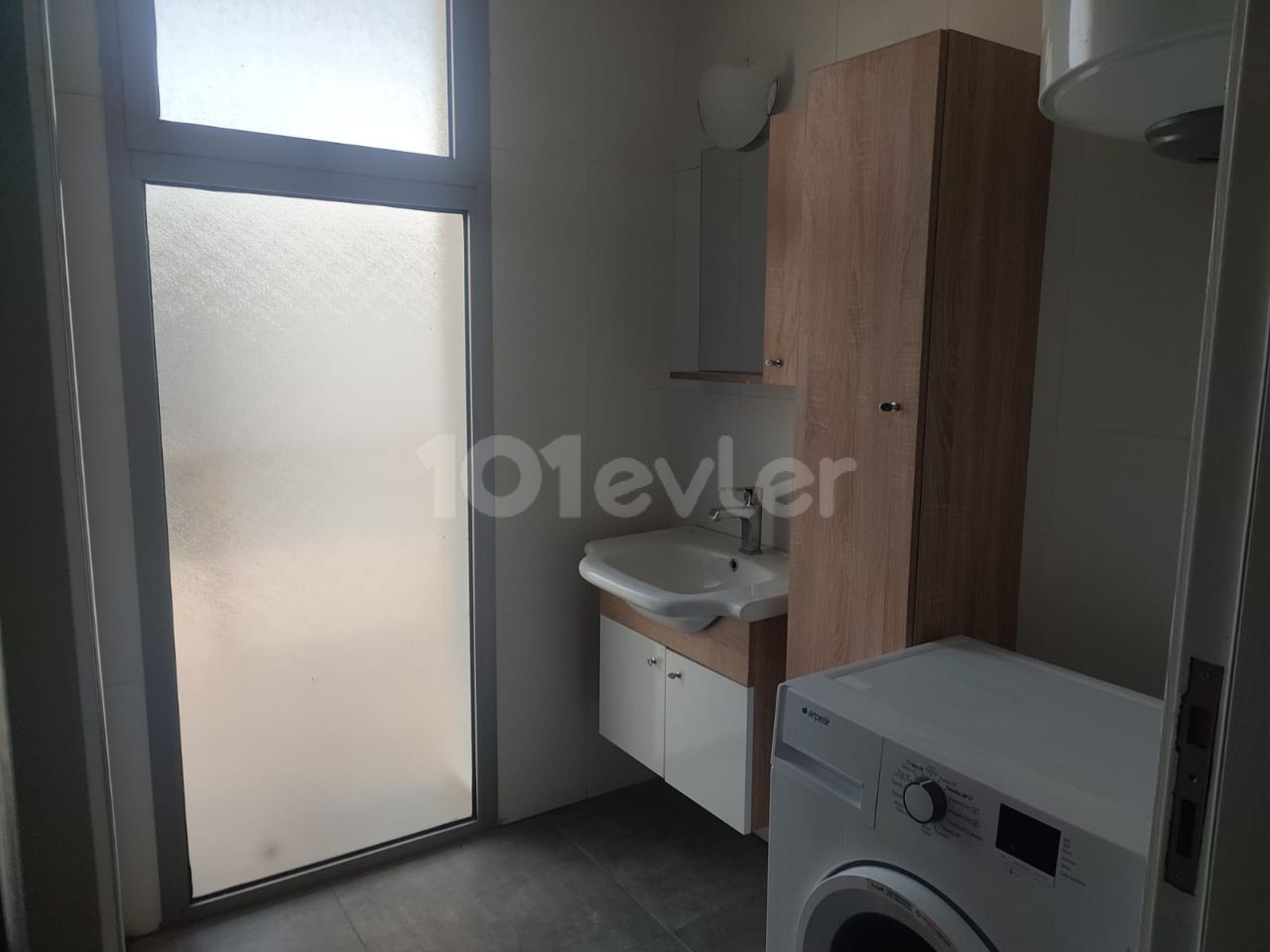 3 + 1 voll möbliertes Luxus-penthouse zur Miete im Zentrum von Kyrenia ** 