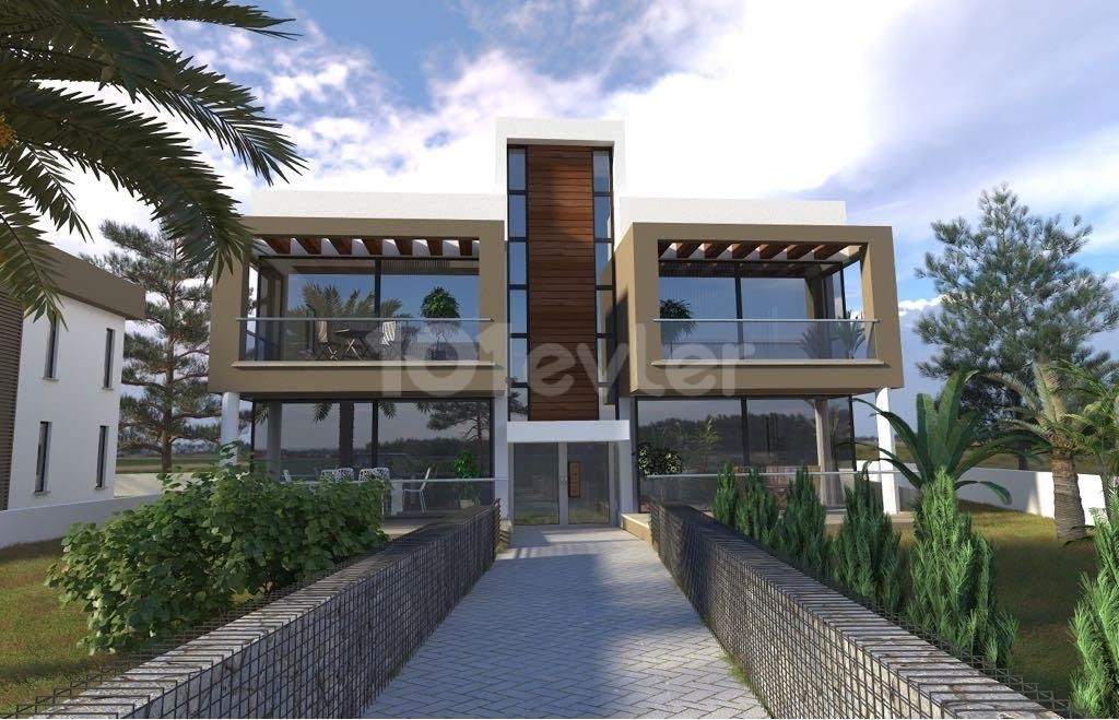 ZUM VERKAUF IN KYRENIA ALSANCAKTA 2 + 1 APARTMENT MIT EIGENEM GARTEN IN DER NÄHE DES STRANDES MIT MEERBLICK ** 