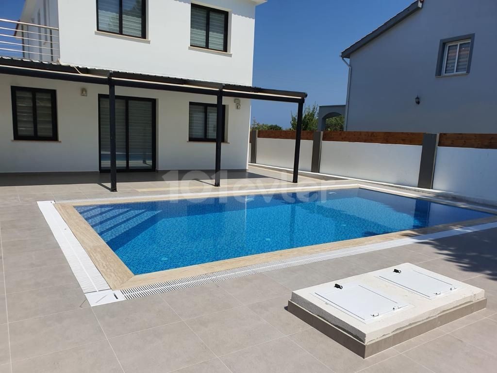 3 + 1 luxury villa for rent in Kyrenia Karaoglanoglu! ** 