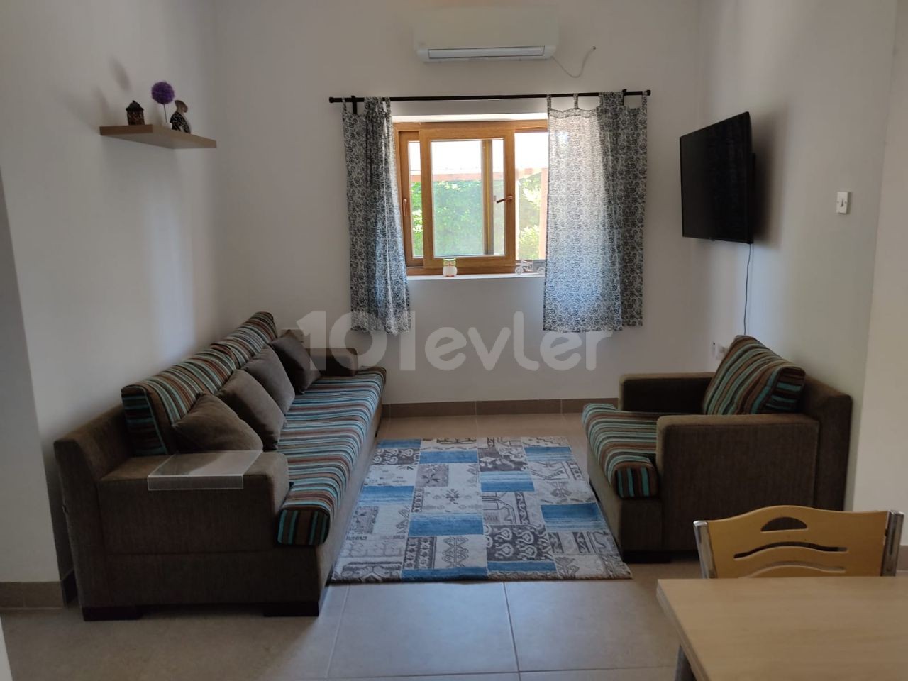 3+1 villa and 2+1 bungalow for sale in 1800m2 land in Alsancak, Kyrenia