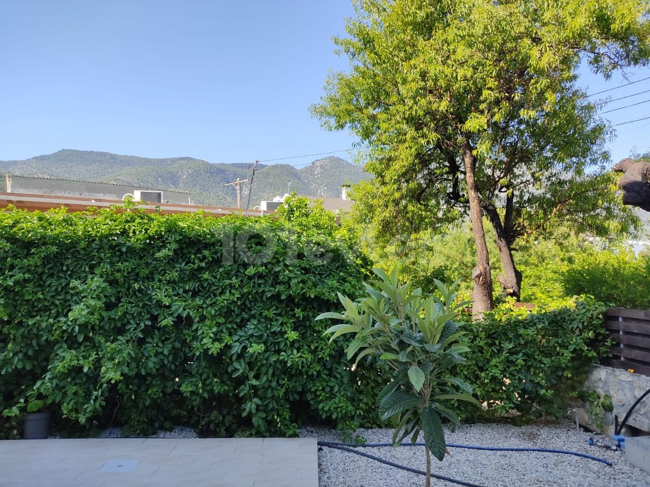 3+1 villa and 2+1 bungalow for sale in 1800m2 land in Alsancak, Kyrenia