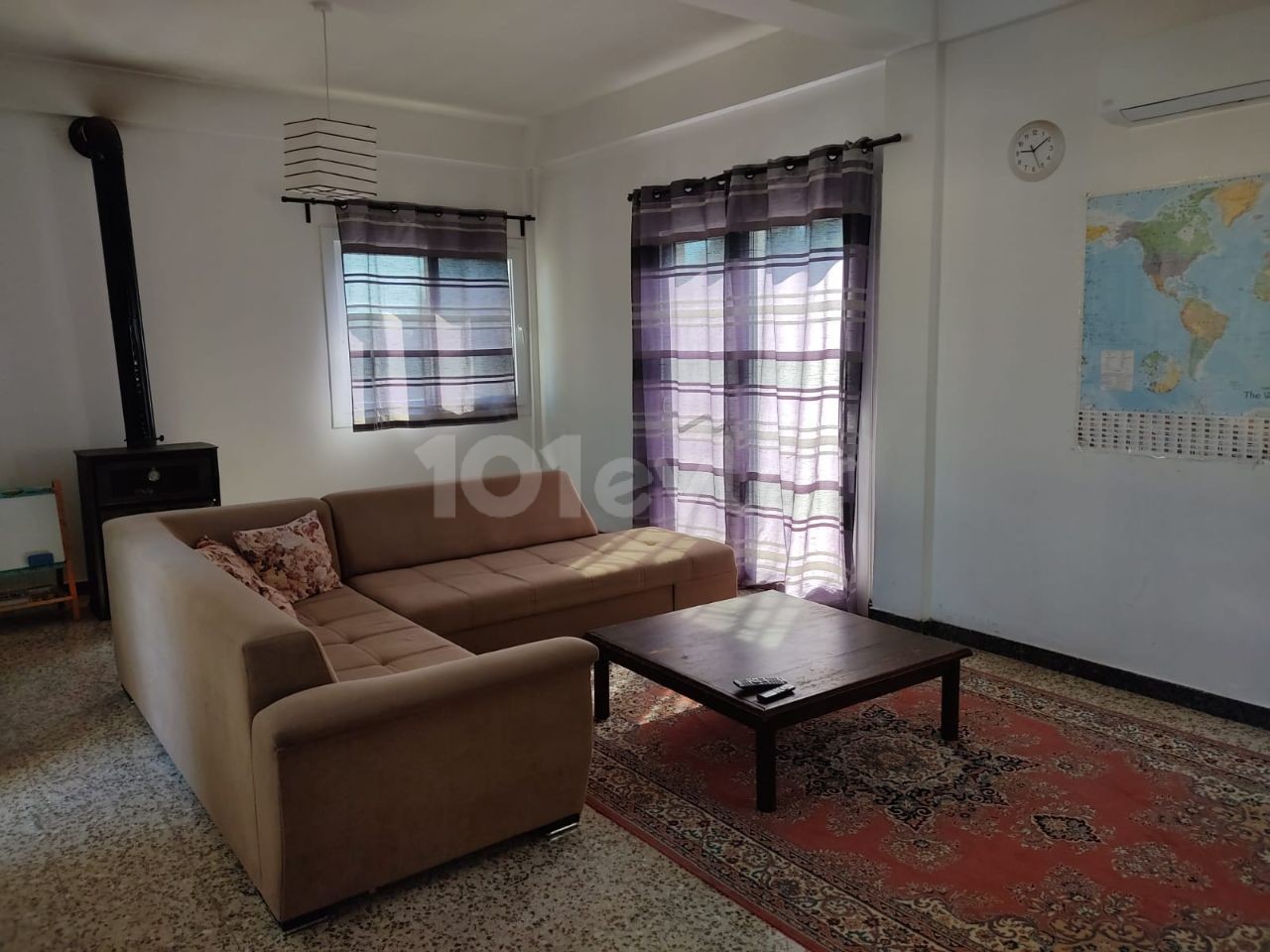 Girne Alsancakta 1800m2 arazi içerisinde satılık  3+1 villa ve 2+1  bungalow