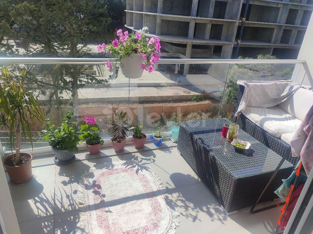 Fully furnished flat for sale in the center of Kyrenia with high rental income