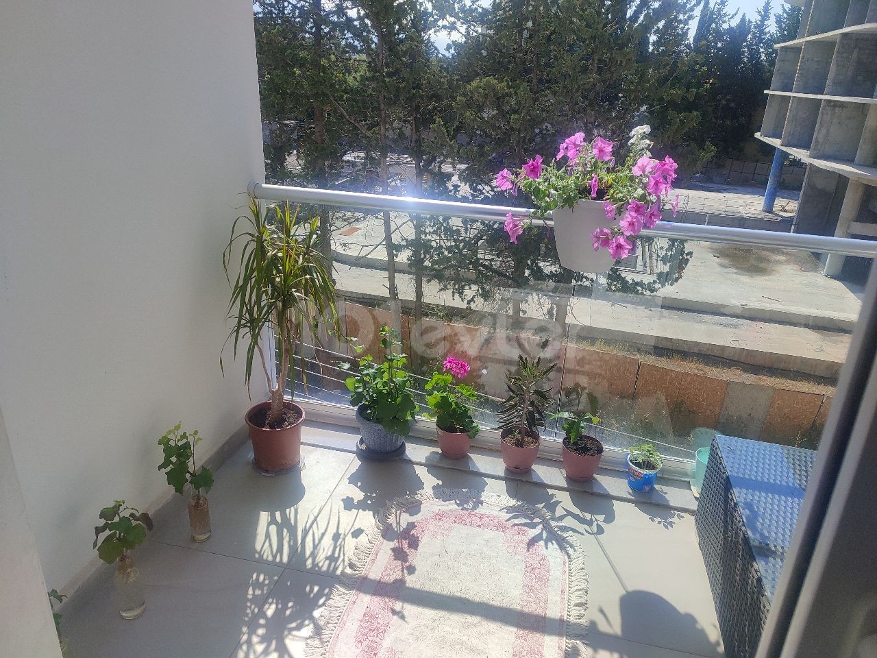 Fully furnished flat for sale in the center of Kyrenia with high rental income