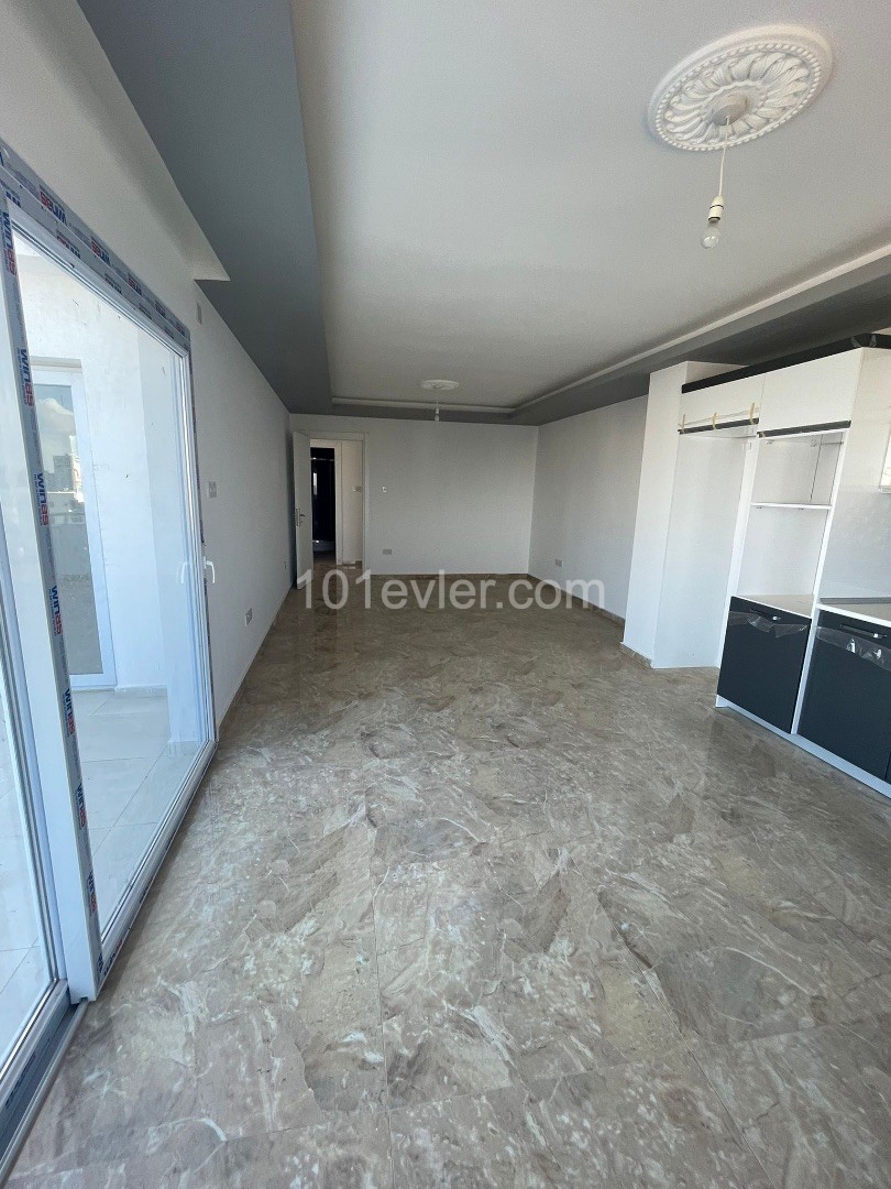 3 + 1 NEUE PENTHOUSE LETZTE 1 WOHNUNG ZUM VERKAUF IM ZENTRUM VON FAMAGUSTA ** 