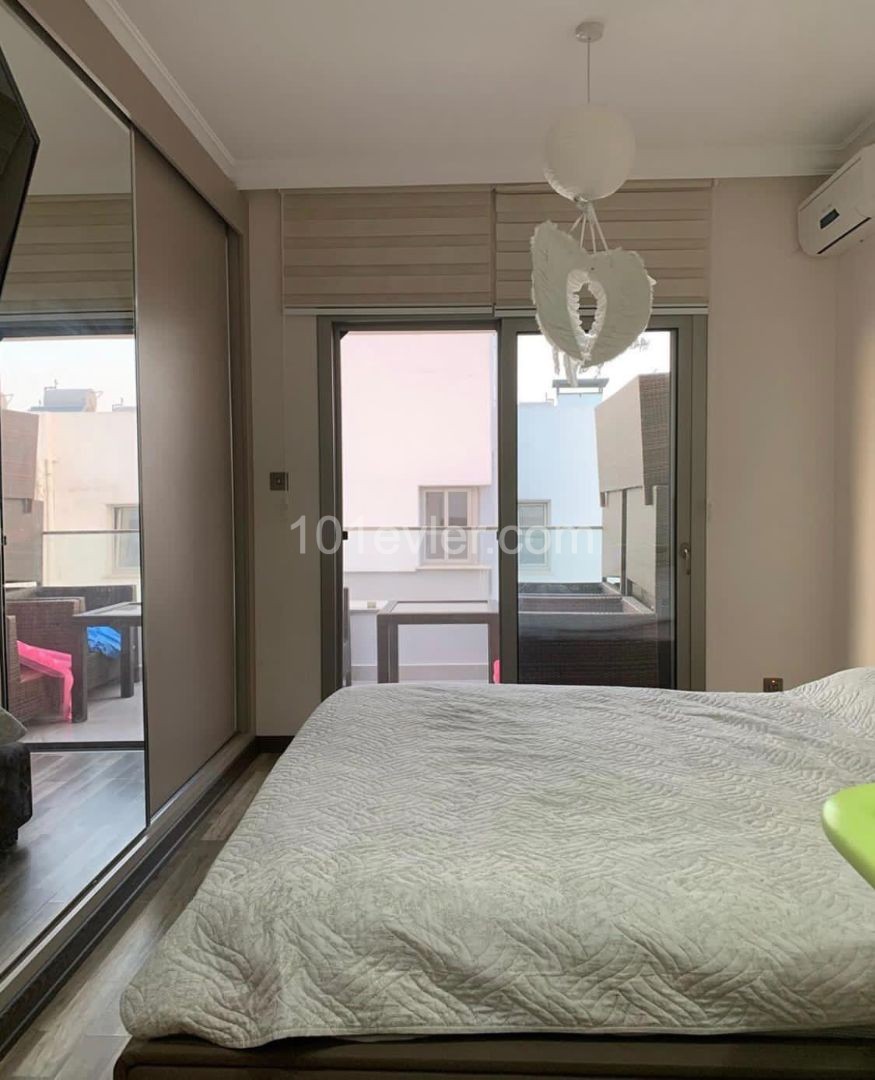 In Kyrenia city center, modern penthouse with amazing Kyrenia and a sea view. Fully furnished. Title deed on owners name. VAT been paid. 05338403555