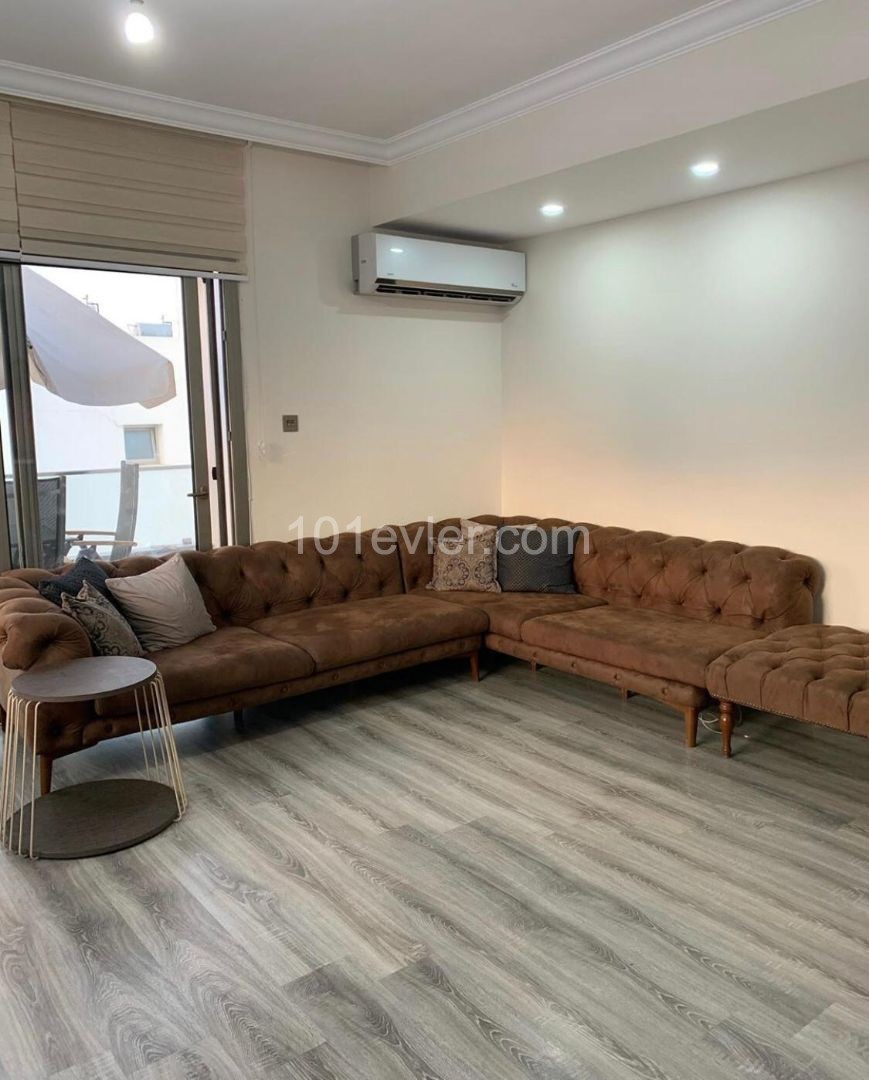 In Kyrenia city center, modern penthouse with amazing Kyrenia and a sea view. Fully furnished. Title deed on owners name. VAT been paid. 05338403555