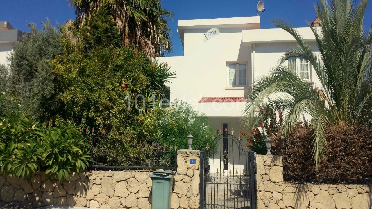 A long-term villa for rent in Bellapais, Kyrenia. 3 bedrooms with commynual pool. 05338403555 ** 