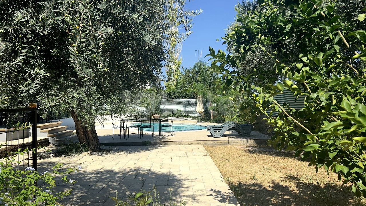 In Kyrenia Lapta village, 3 beroom villa with private swimming pool. Fully furnished. Ready title deed. No VAT. 05338403555