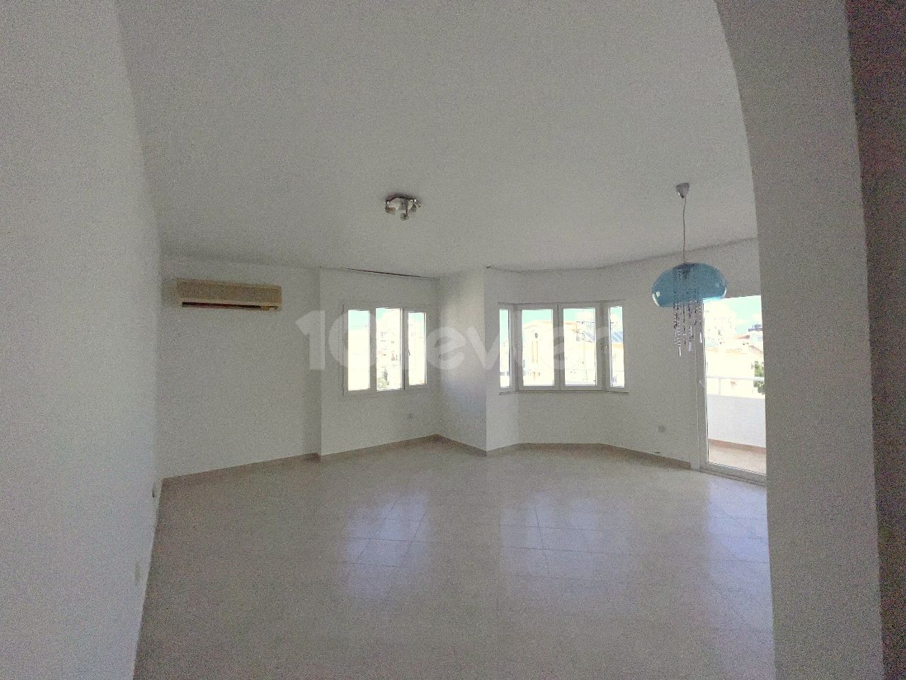 Penthouse For Sale in Girne Merkez, Kyrenia