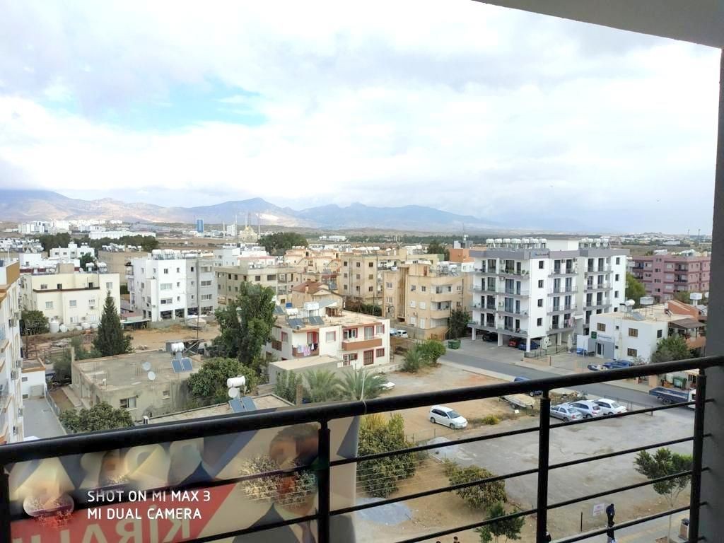 2-bedroom flat on the 3rd floor, opposite Haydar simit in Gönyeli, Nicosia. 05338403555