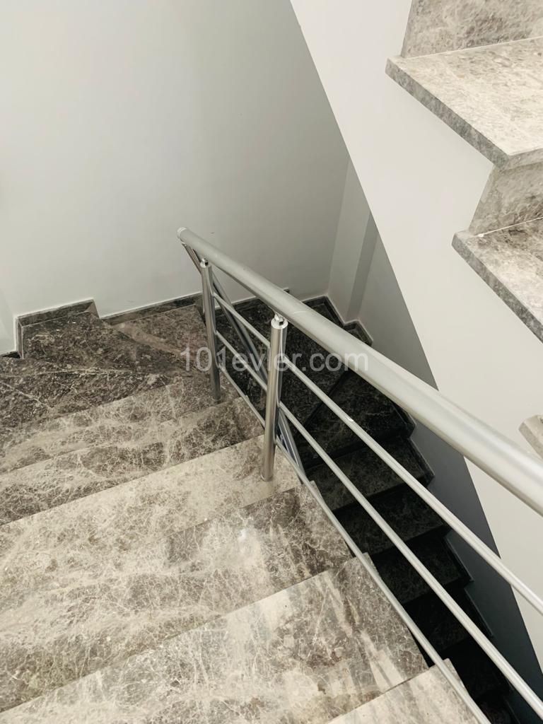 LUXURIÖSES 1 + 1 PENTHOUSE ZU VERMIETEN IN GIRNE MERKEZ ** 