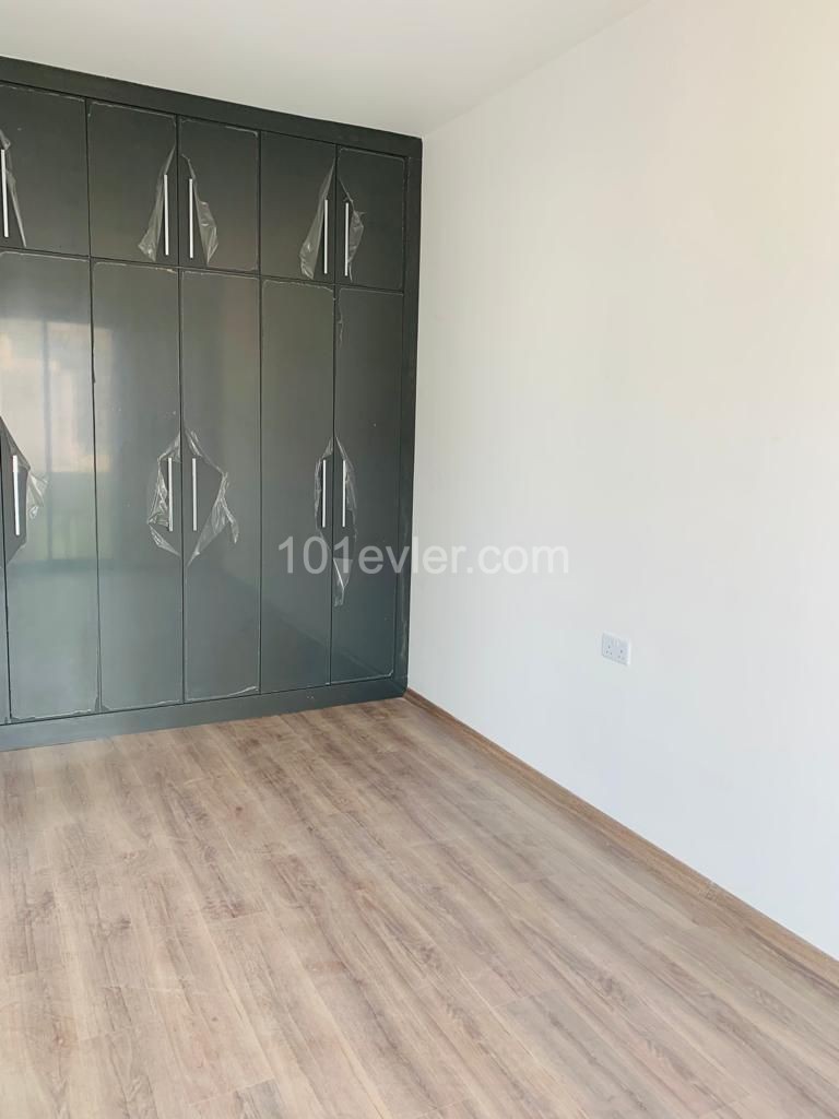 GİRNE MERKEZDE KİRALIK LÜKS 1+1 PENTHOUSE ** 