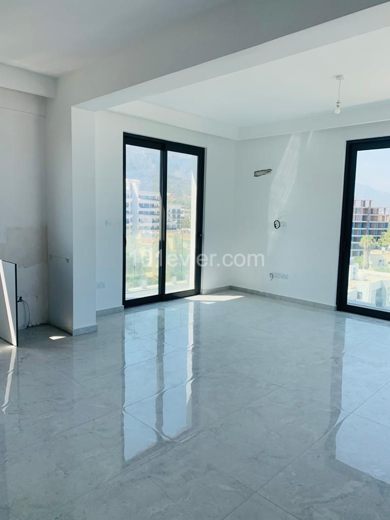 LUXURIÖSES 1 + 1 PENTHOUSE ZU VERMIETEN IN GIRNE MERKEZ ** 