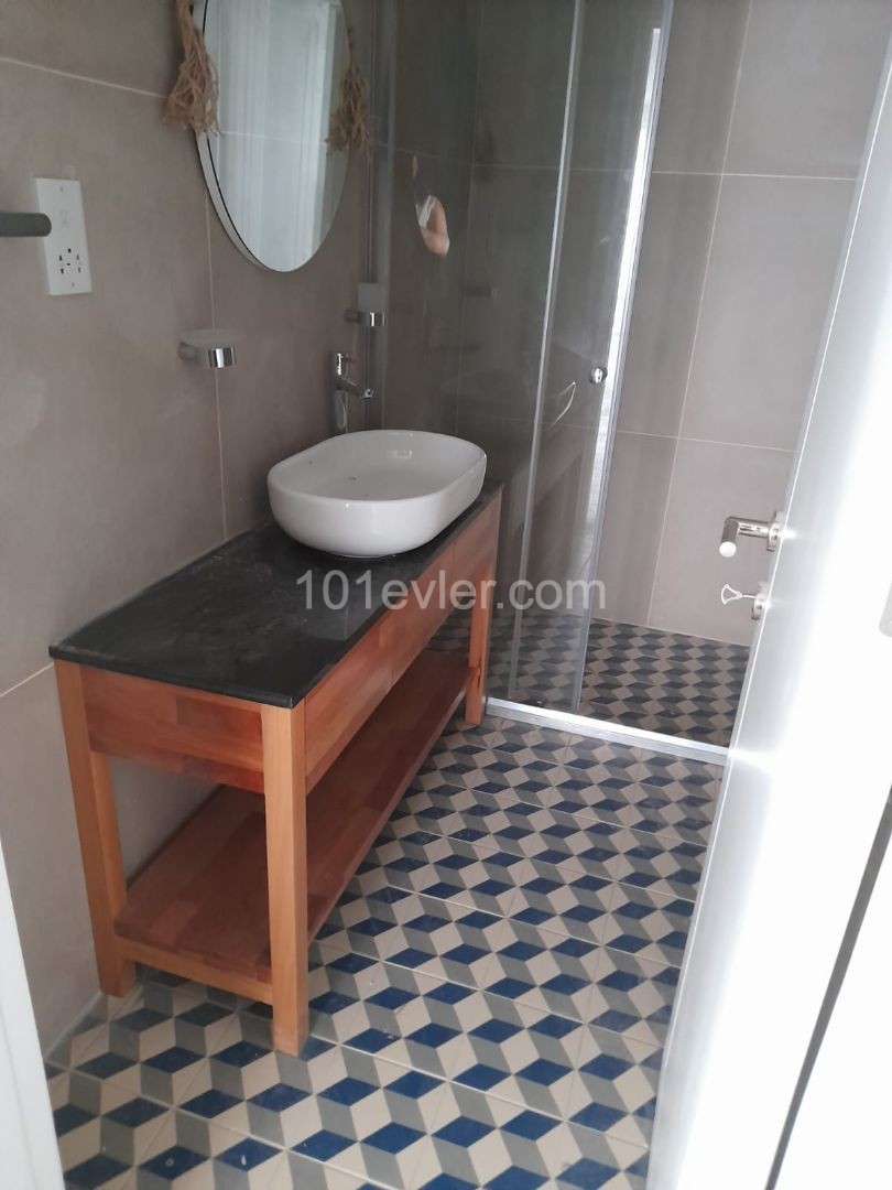 LUXURY 2 + 1  FLAT TO RENT IN GIRNE MERKEZ