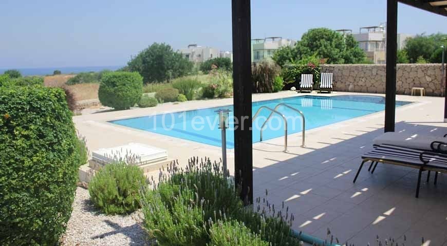 3 BEDROOM LUXURY VILLA FOR DAILY RENT IN ESENTEPE