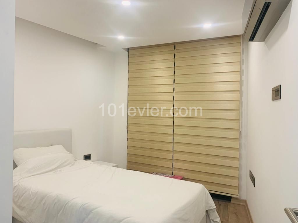 GİRNE MERKEZDE Satılık LÜKS 2+1 DAİRE ** 