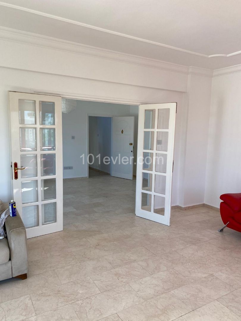 3 BEDROOM APARTMENT FOR RENT IN GIRNE CENTER ALL NEW FURNITURES