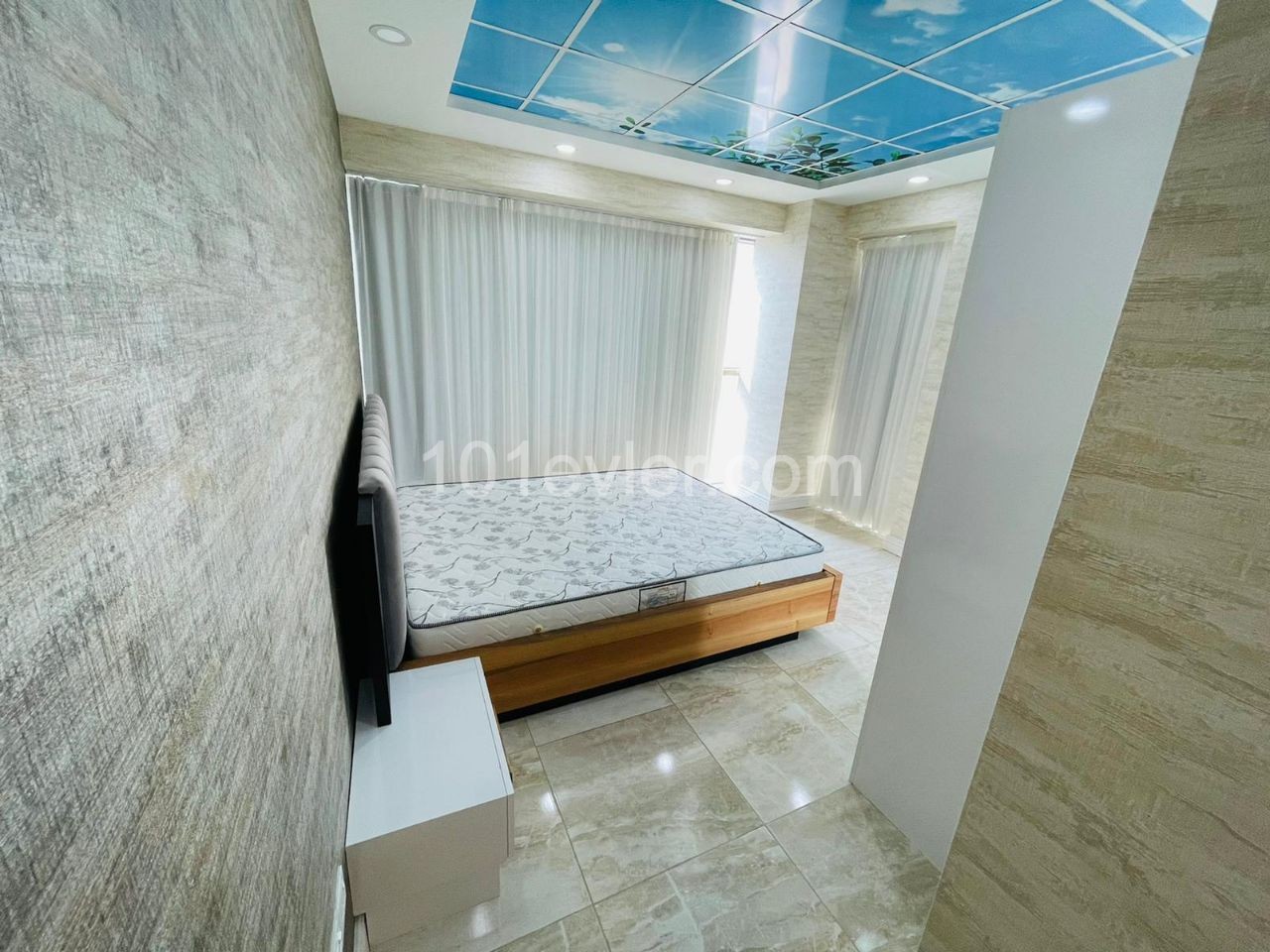 GİRNE MERKEZDE KİRALIK LÜKS 2+1 PENTHOUSE ** 