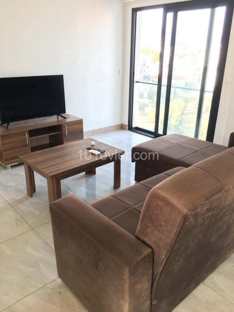 Girne Center'da Kiralık 3 +2 Penthouse ** 