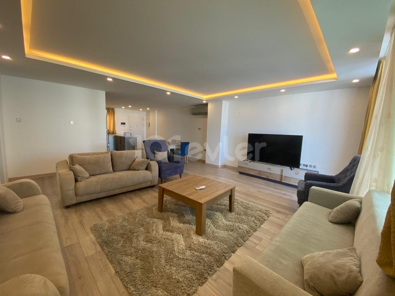 Luxury 3 bedrooms flat for rent in kyrenia 