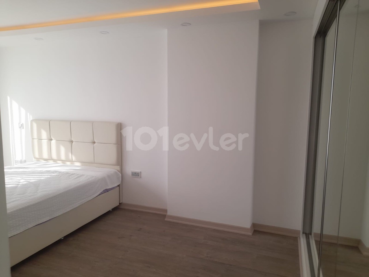 Luxury 3+2 for rent in Girne center 