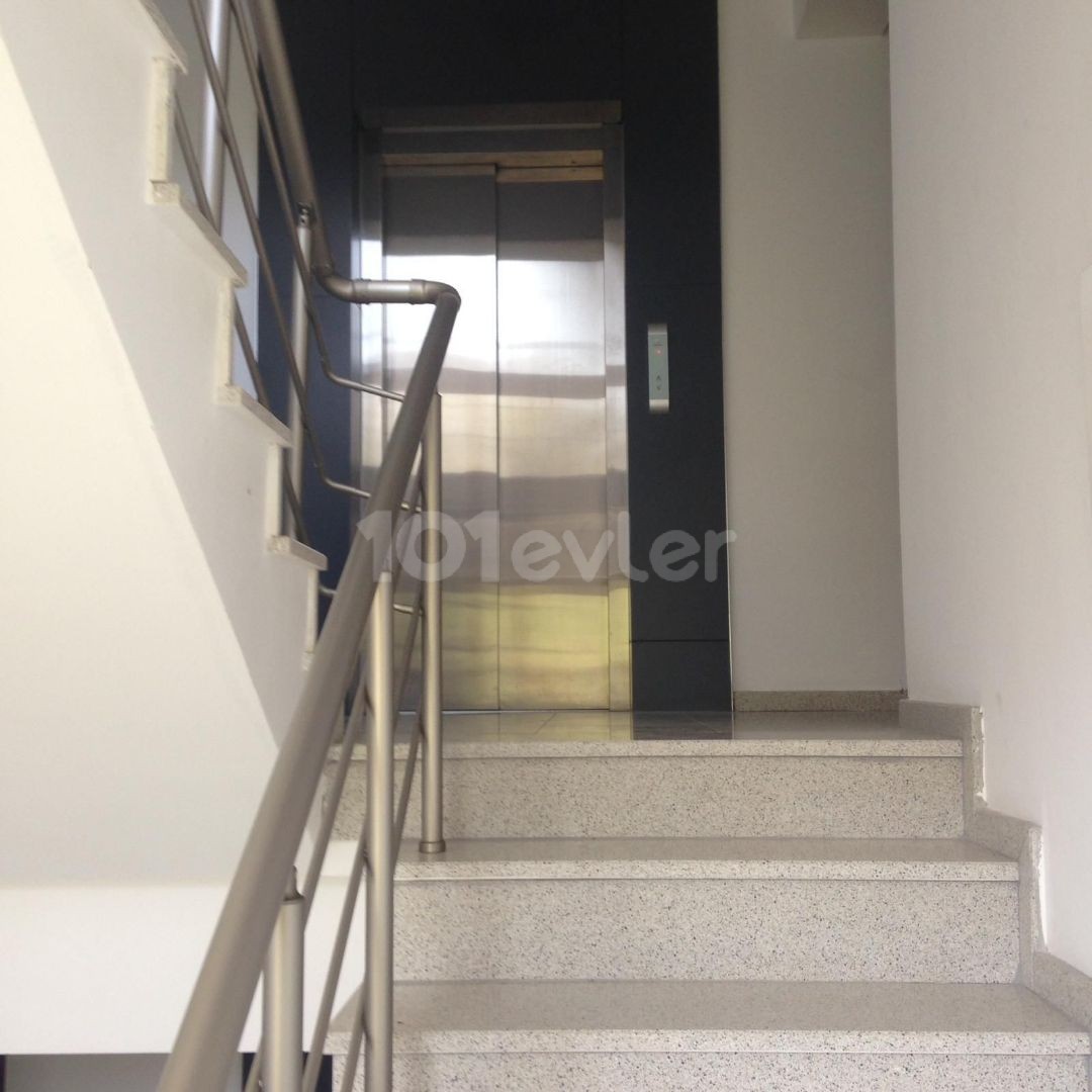 2+1 APARTMENT FOR SALE IN GIRNE CENTER