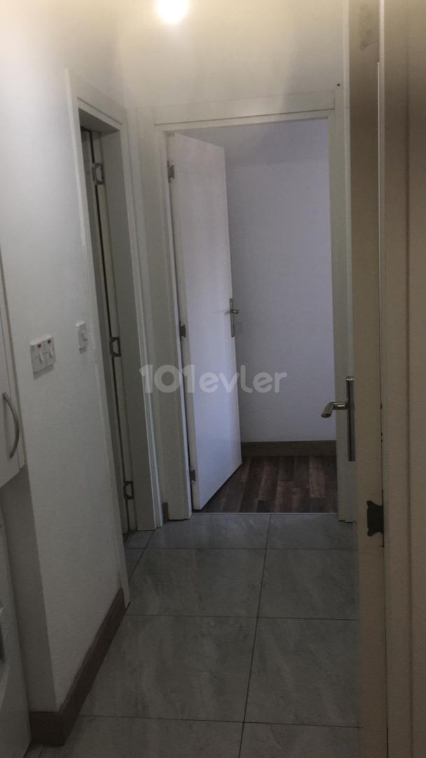 2+1 WOHNUNG ZU VERMIETEN IM KYRENIA CENTER