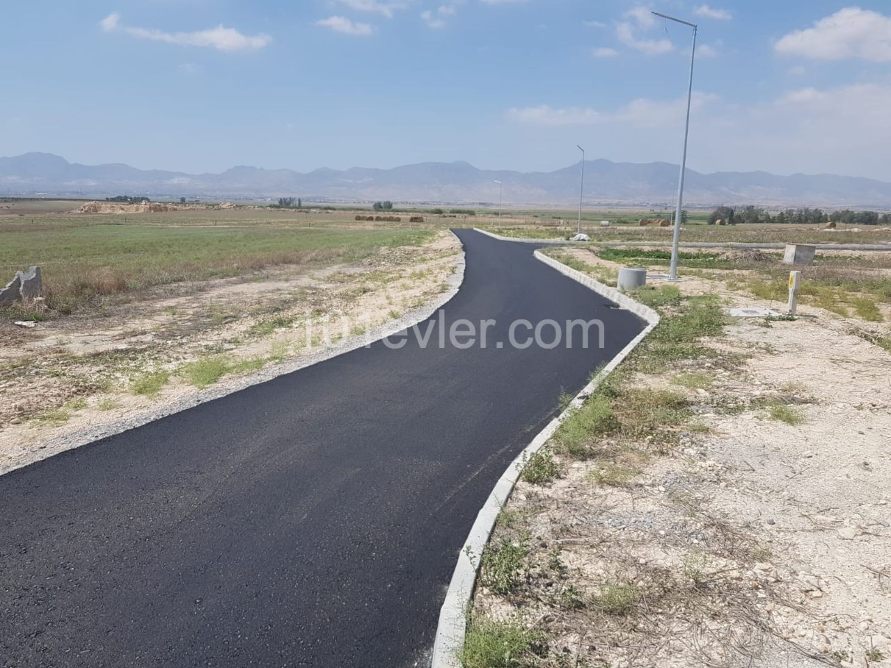 THE LAST 1 Dec Plot of Land in Turkish Production is 15 minutes away from Nicosia.Whether You Make A Villa Or An Apartment Suitable For The Structure. ** 