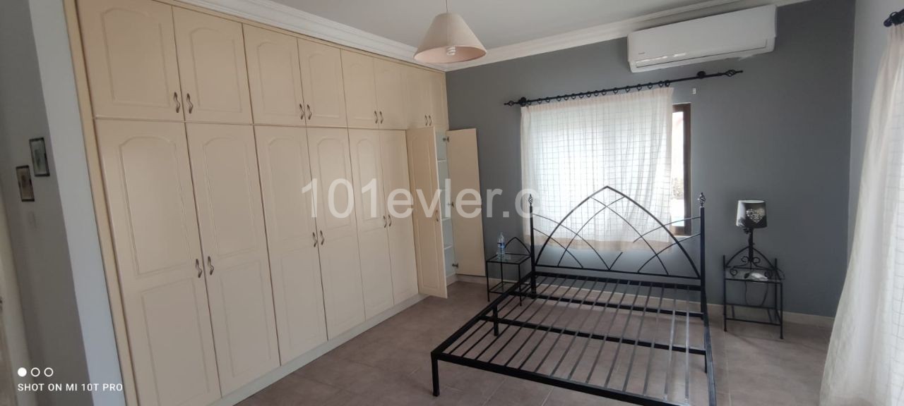 Girne Alsancak'ta 3+1 Özel Havuzlu Bungalow