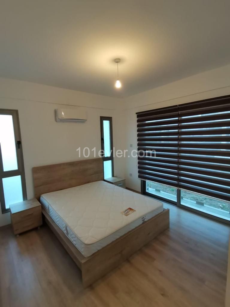 Flat To Rent in Alsancak, Kyrenia