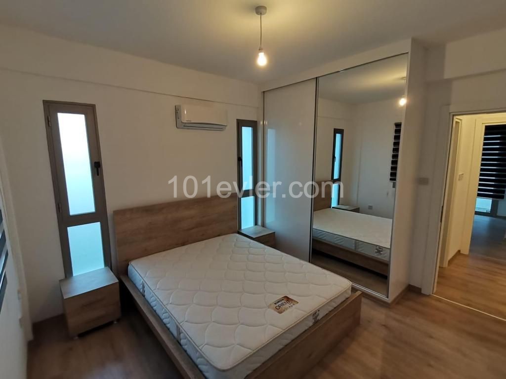 Flat To Rent in Alsancak, Kyrenia