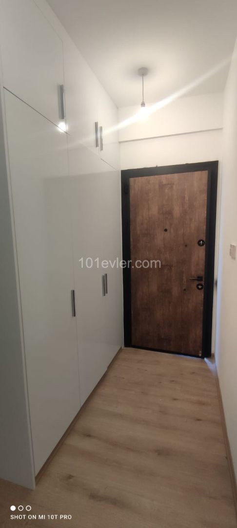 Flat To Rent in Alsancak, Kyrenia