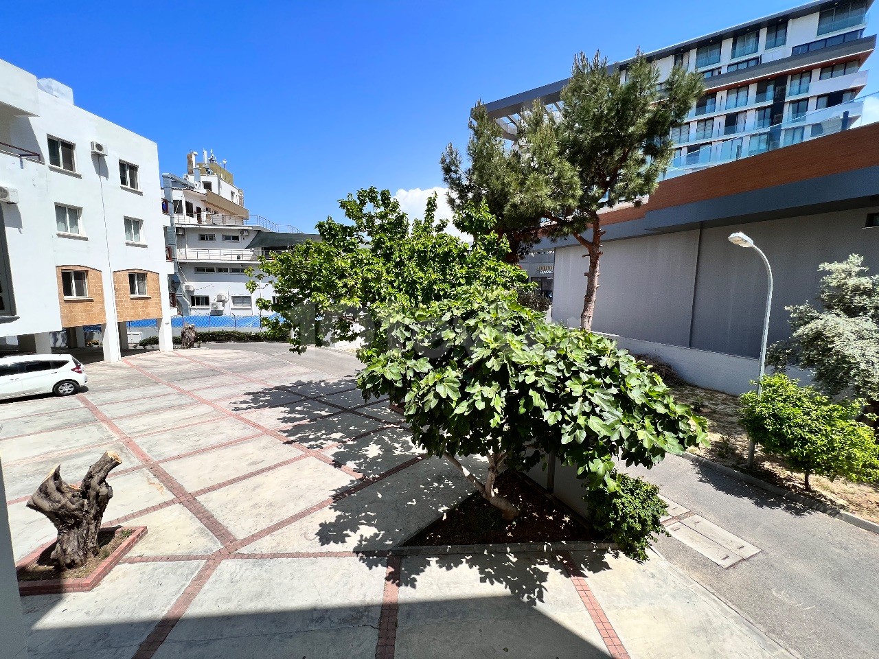 Apartment Mit Pool In Türkischem Eigentum Im Zentrum Von Kyrenia ** 