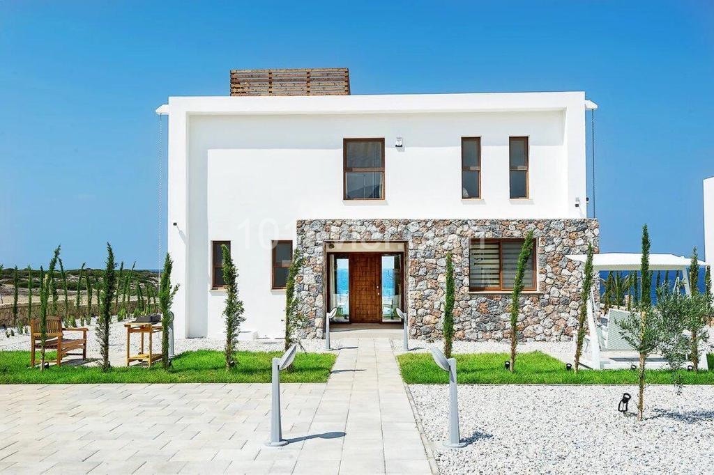 5+1 detached doublex villa in near the esentepe 