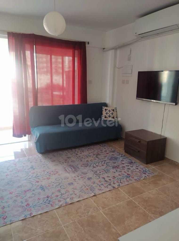 One bedroom unit in central city Magusa