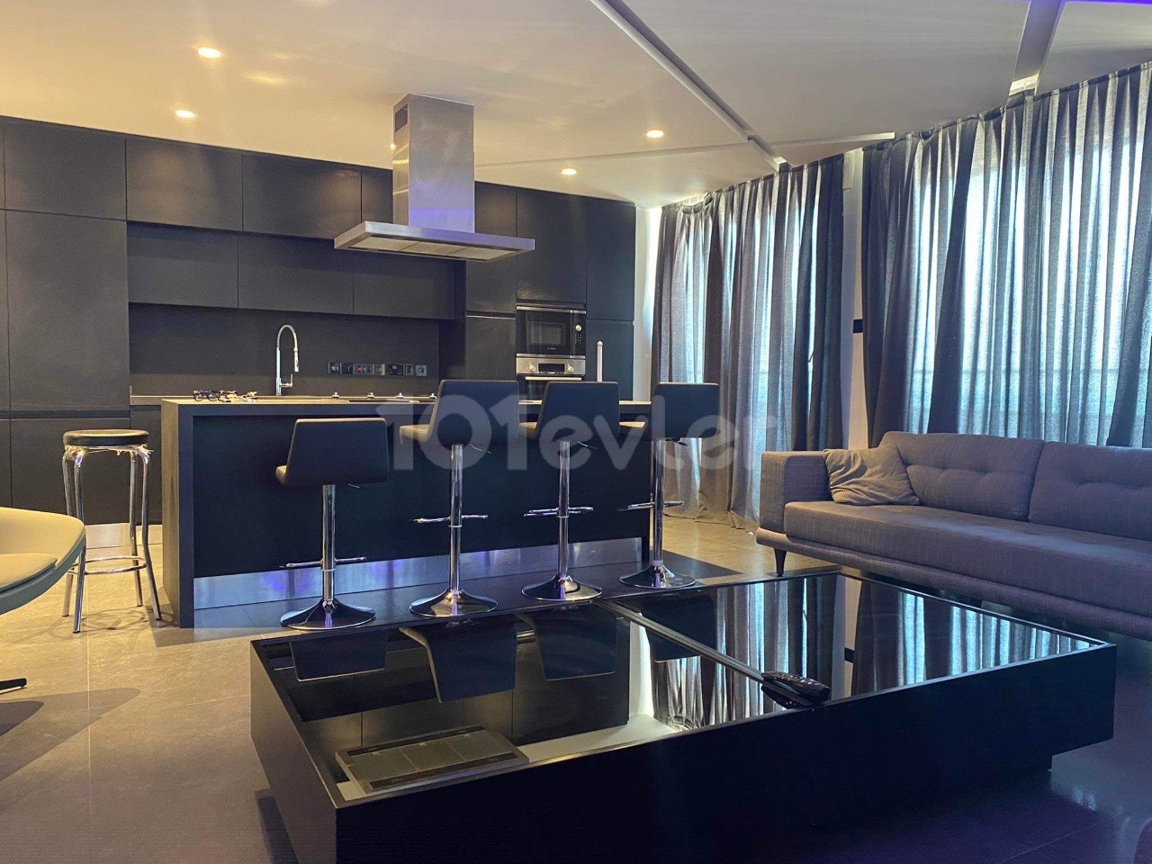 Full eslayi lux apartment for rent in the center of Magosa ** 