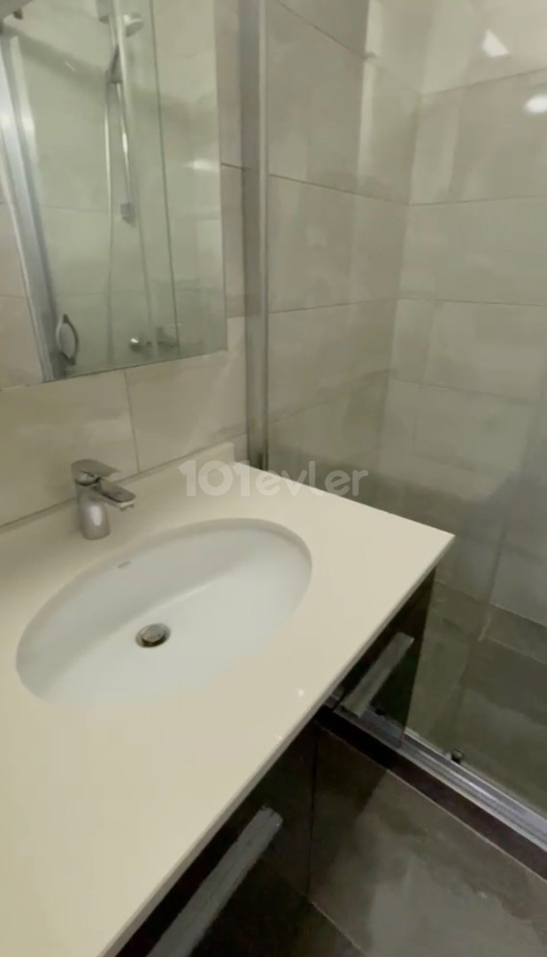 Luxury full-sized apartment for rent in the center of Magosa ** 