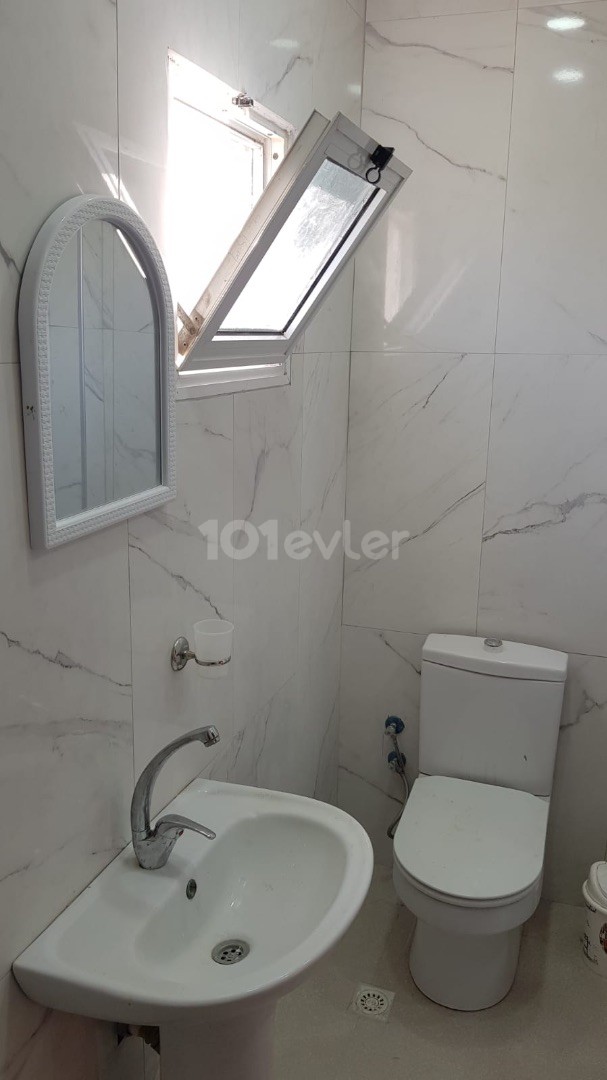 Magusa Merkez kiralık 1+1 eşyalı daire