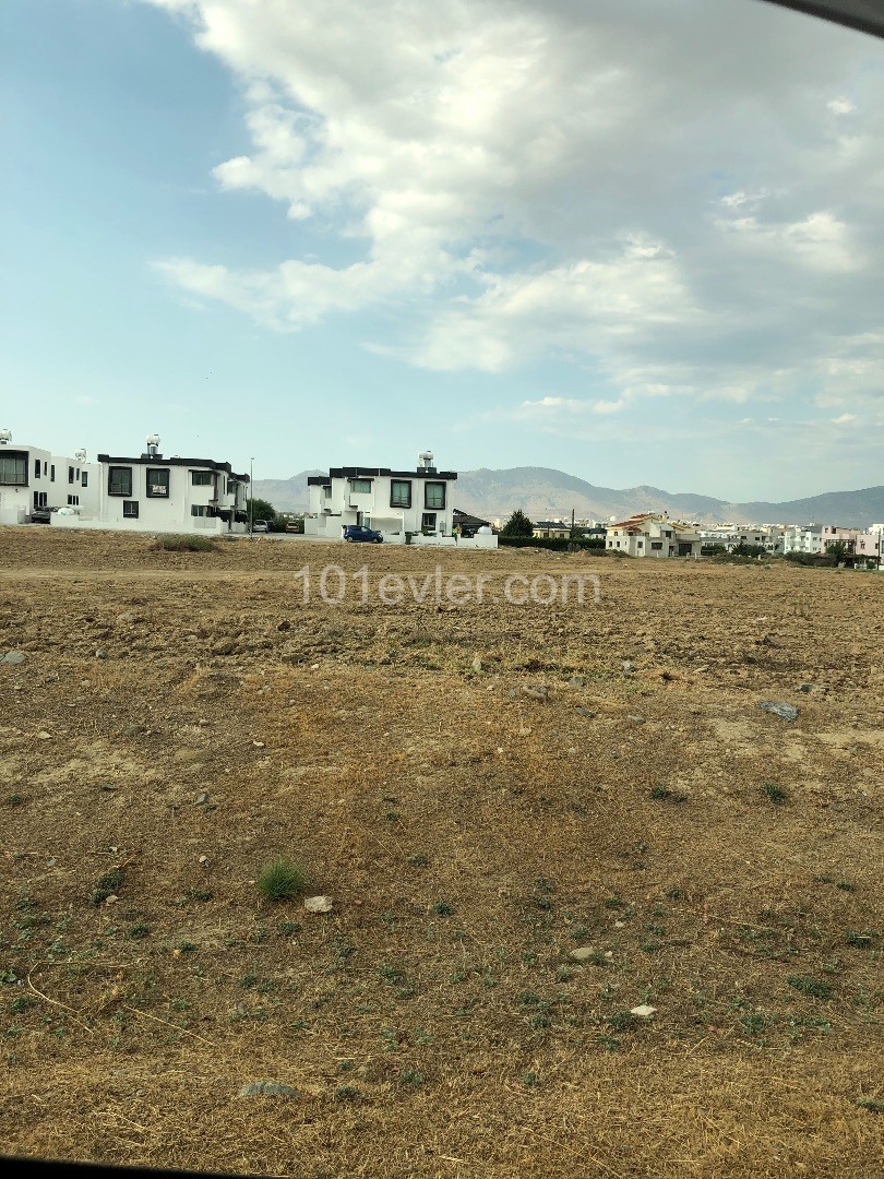 Turkish land for sale in Mitreeli, in a decih area near the Nicosia-Guzelyurt highway ** 