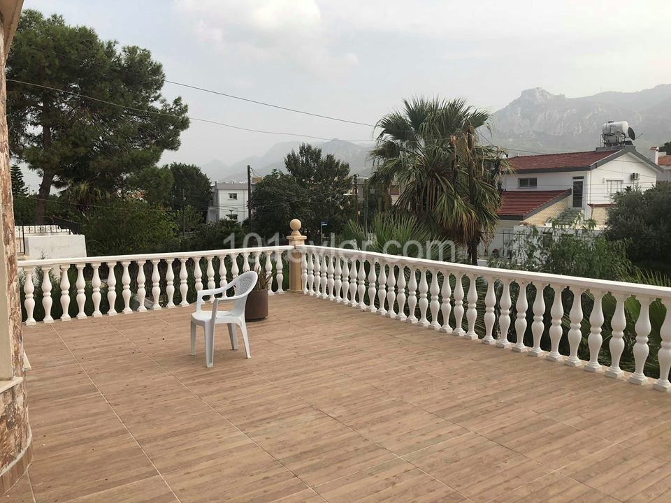 Detached House To Rent in Karaoğlanoğlu, Kyrenia