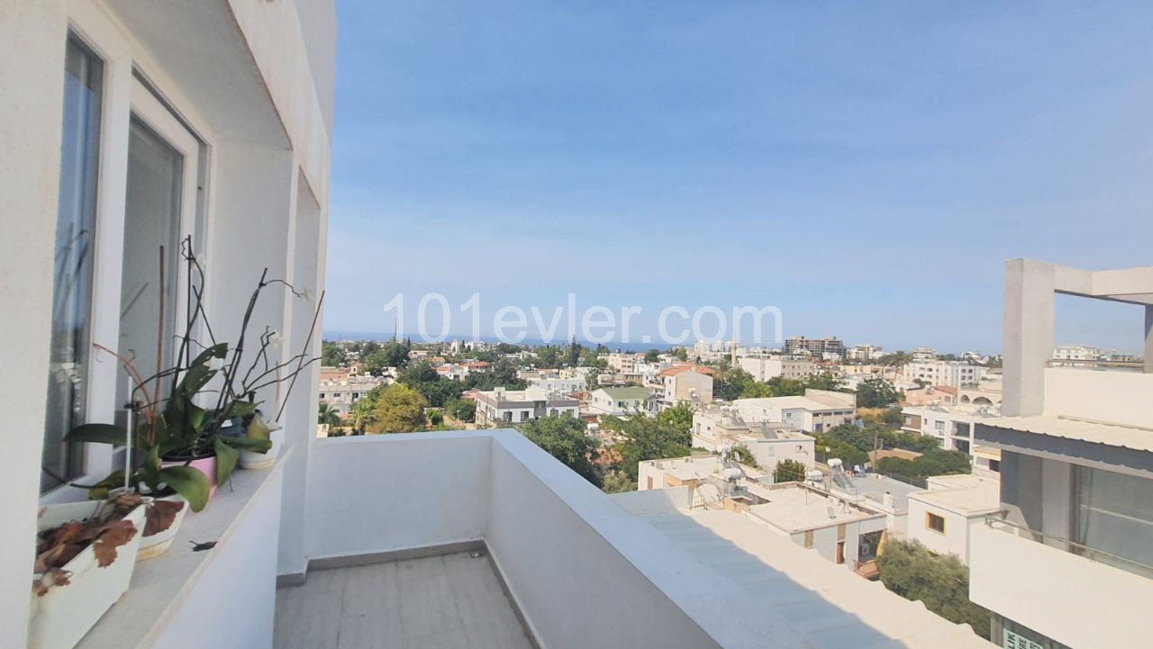 2 bedroom apartment for rent in Kyrenia Center