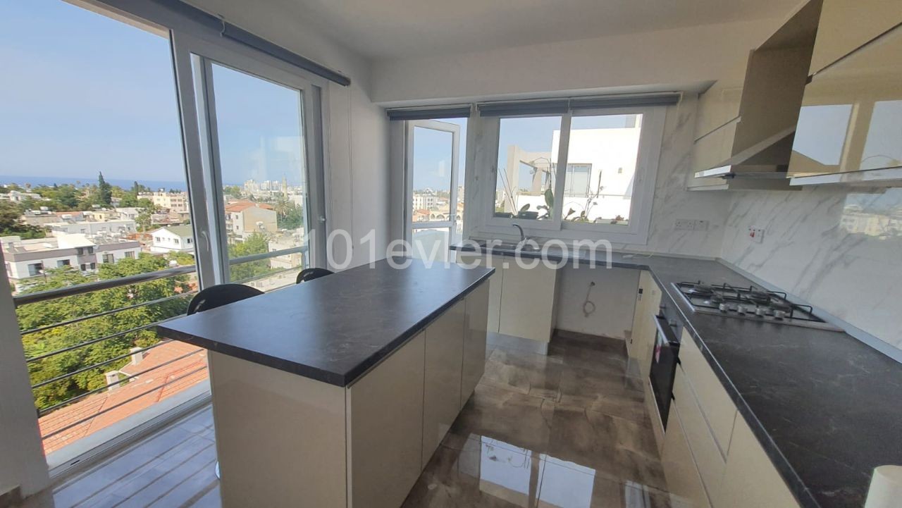 2 bedroom apartment for rent in Kyrenia Center